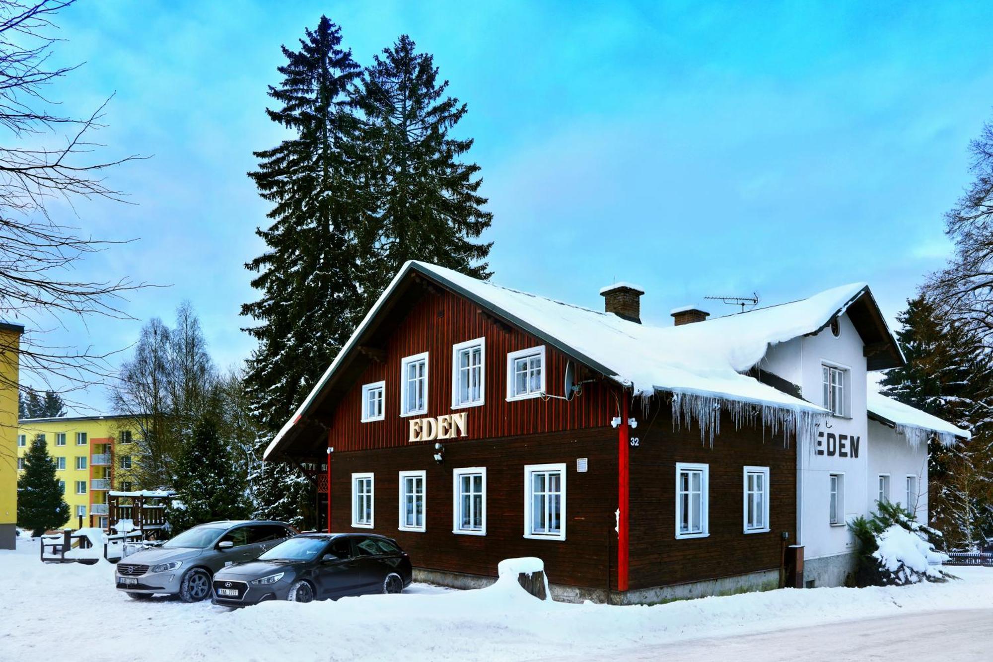 Chalupa Eden Harrachov Bagian luar foto